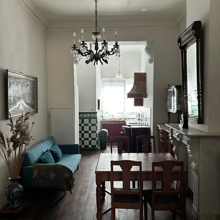 Historic Flat On Sea In شقة *